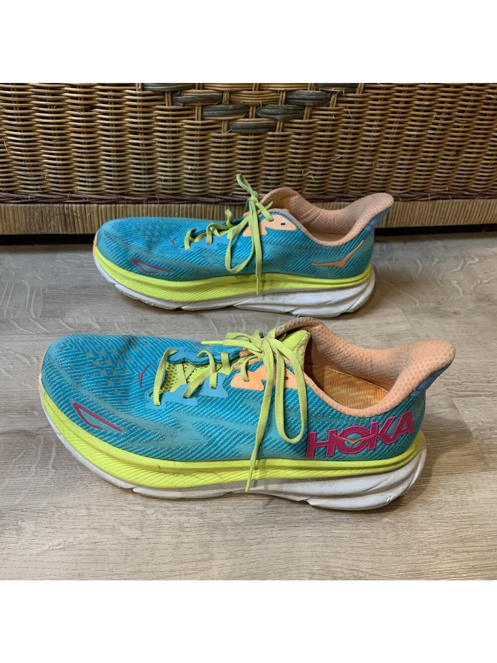 Hoka One One Clifton 9 Running Shoes Mens 13 D Teal Lime Green 1127895 CEPR 2023
